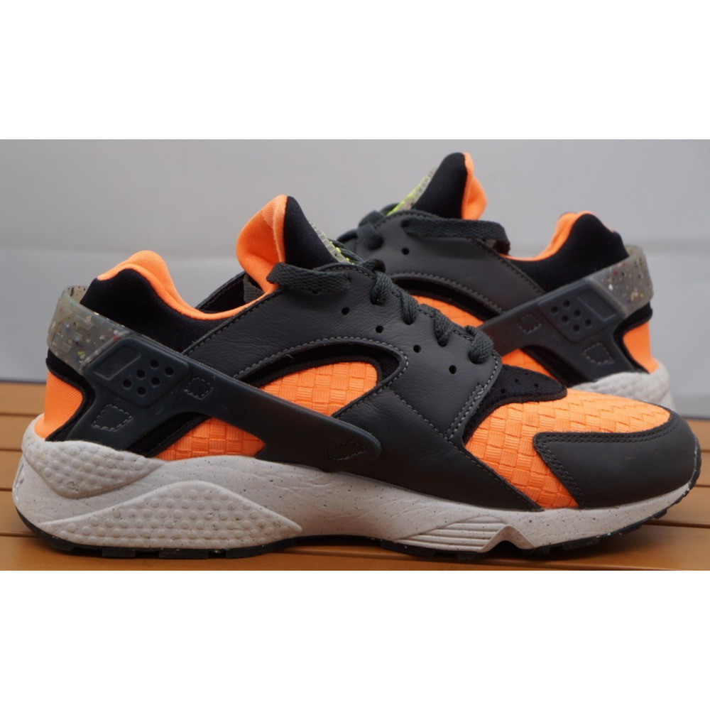 Nike Air Huarache Crater PRM - Black Atomic Orange - DG5013 001 - Men's Size 9.5 - Picture 9 of 11